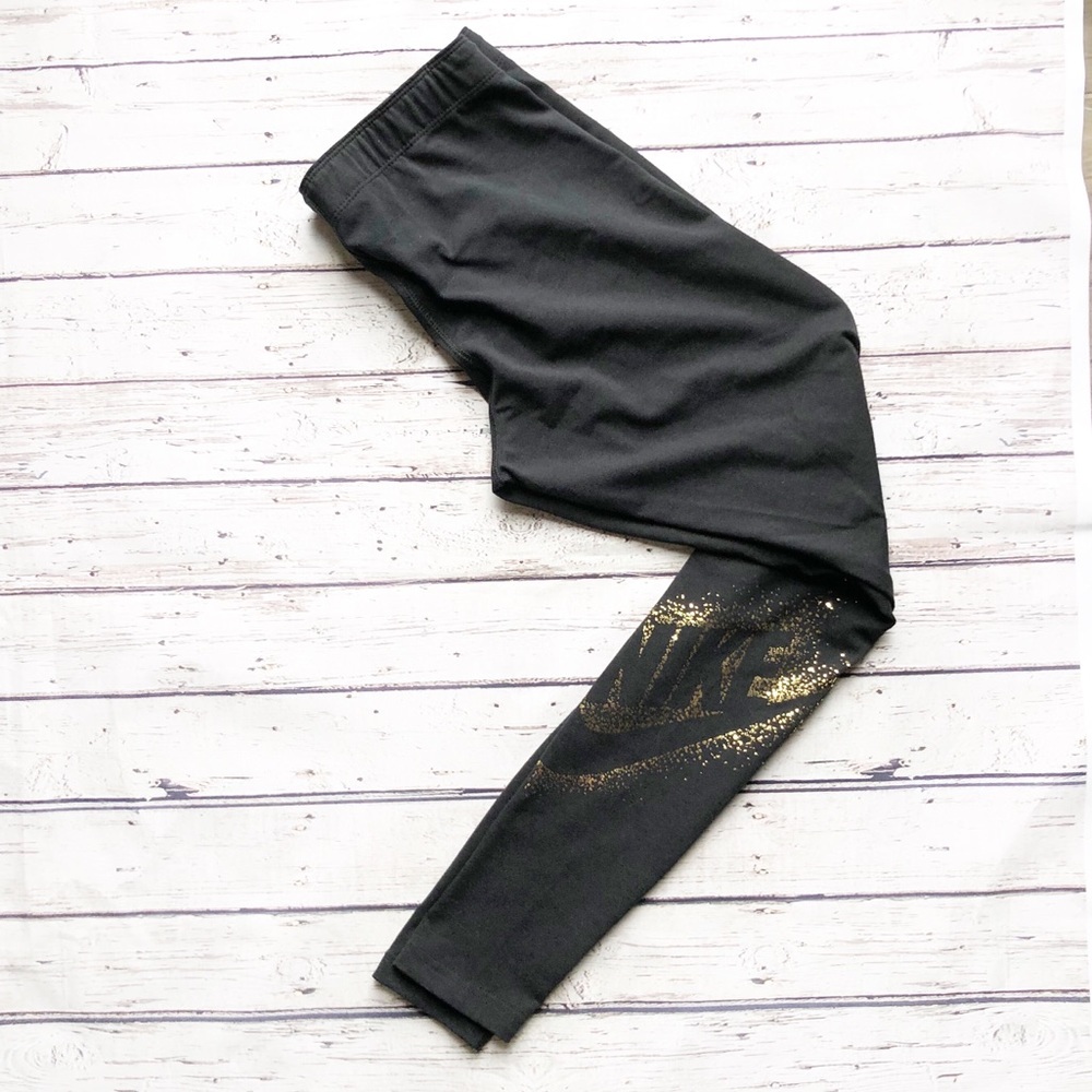 NWOT Nike Organic Cotton Leggings - S